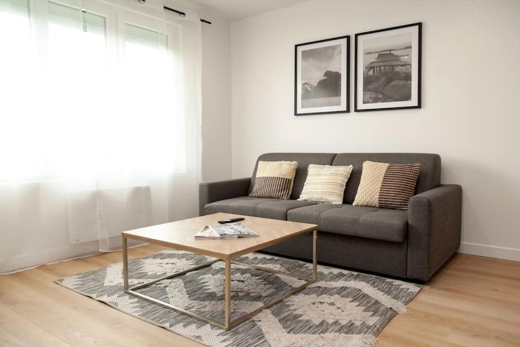 New Duplex 1 Minute Walking From Overground