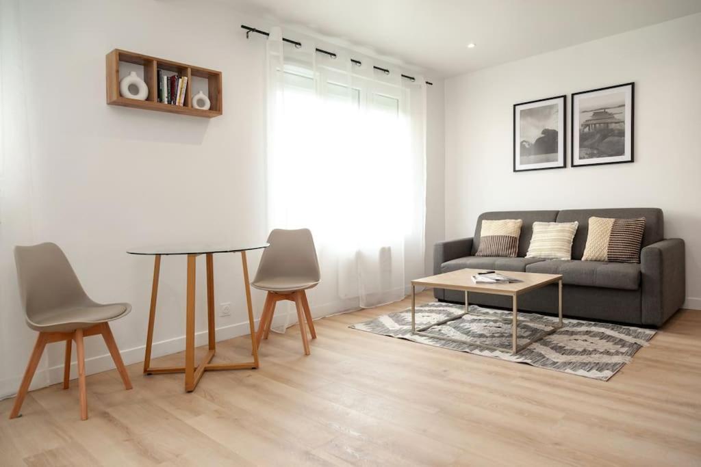New Duplex 1 Minute Walking From Overground Apartment Antony